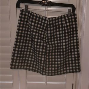 FOREVER 21 GINGHAM MINI SKIRT - NWT